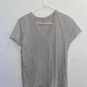 V neck tee